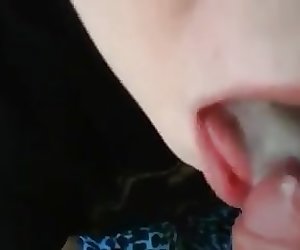Cumming in  sisters mouth