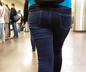 Fatty ass in the subway